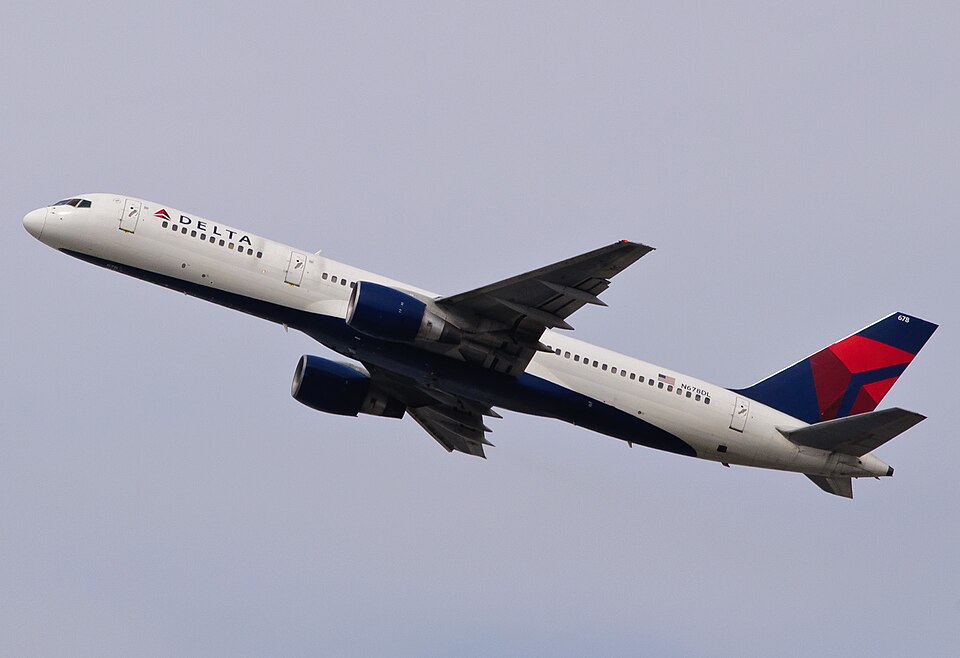Aircraft registered N678DL