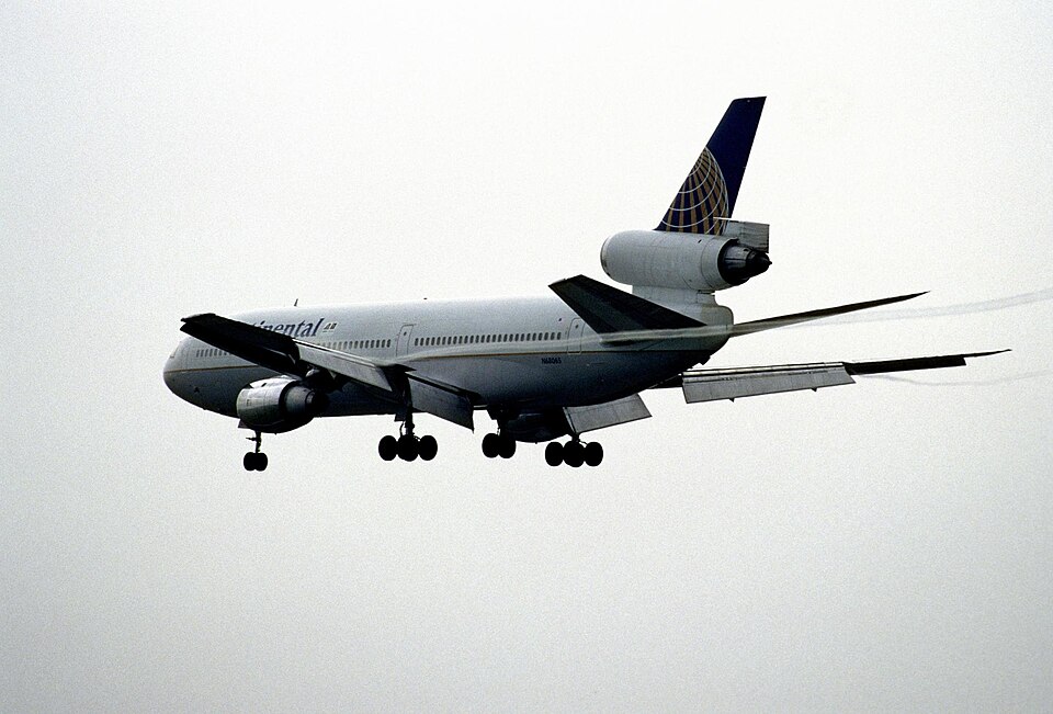 Aircraft registered N68065