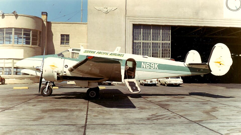 Aircraft registered N69K