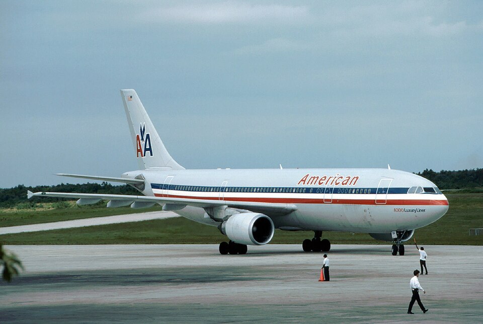 Aircraft registered N70054