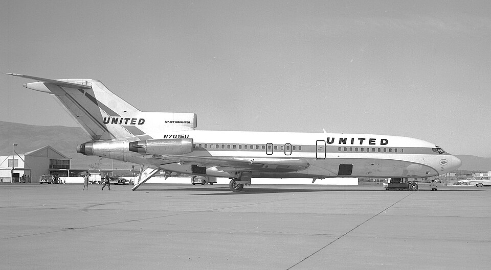 Aircraft registered N7015U