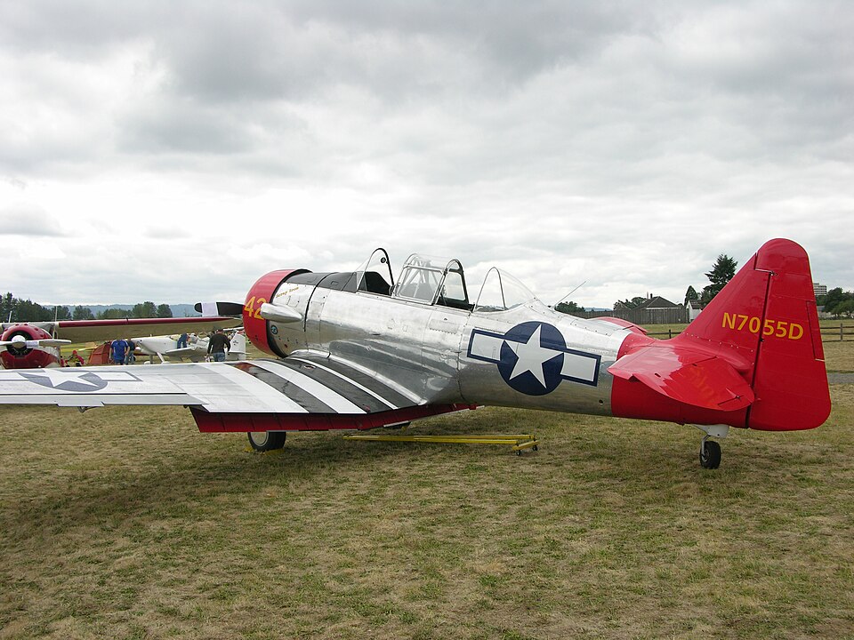 Aircraft registered N7055D