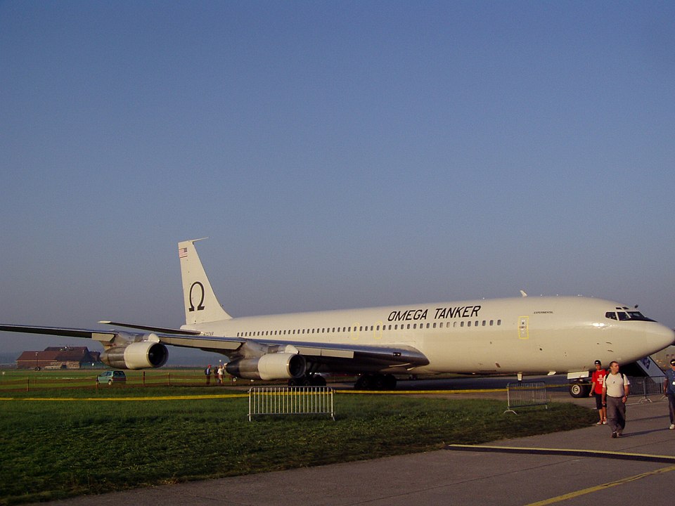 Aircraft registered N707AR