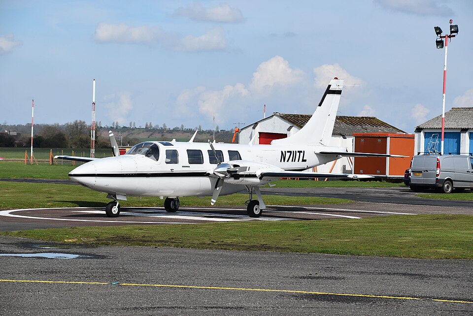 Aircraft registered N711TL
