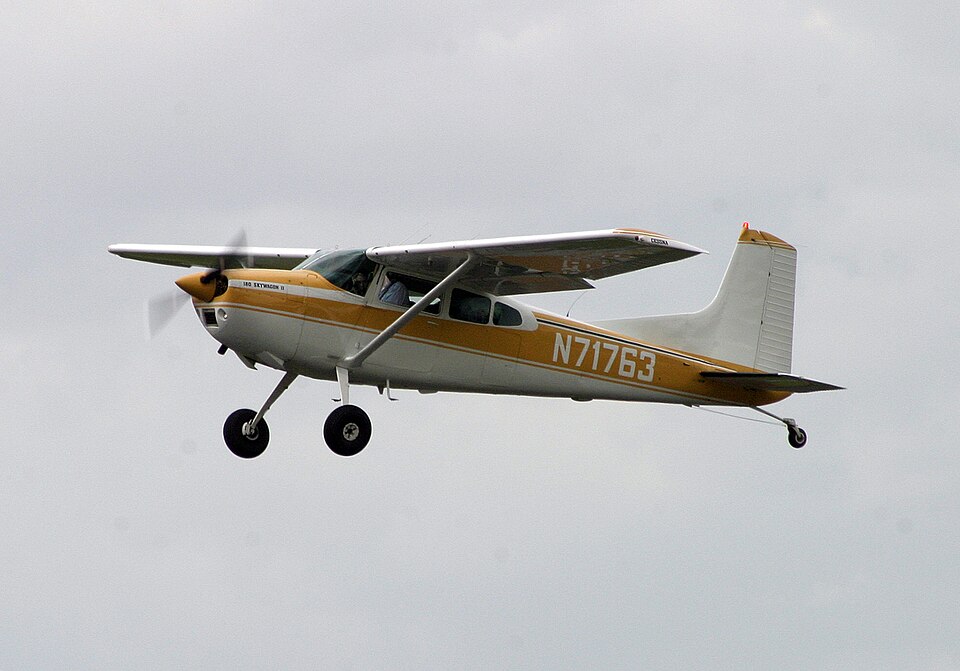 Aircraft registered N71763