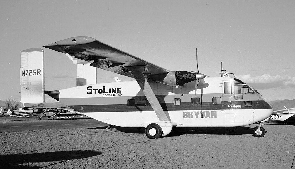 Aircraft registered N725R