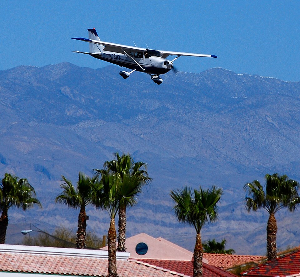 Aircraft registered N73113