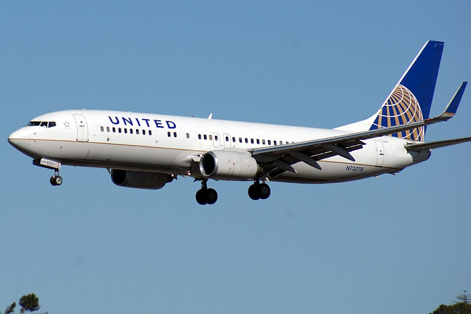 Aircraft registered N73276