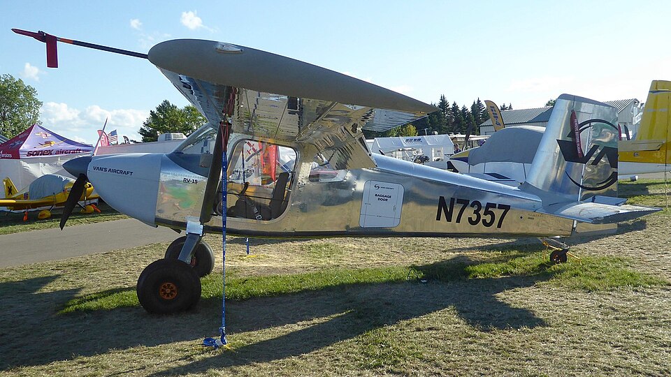 Aircraft registered N7357