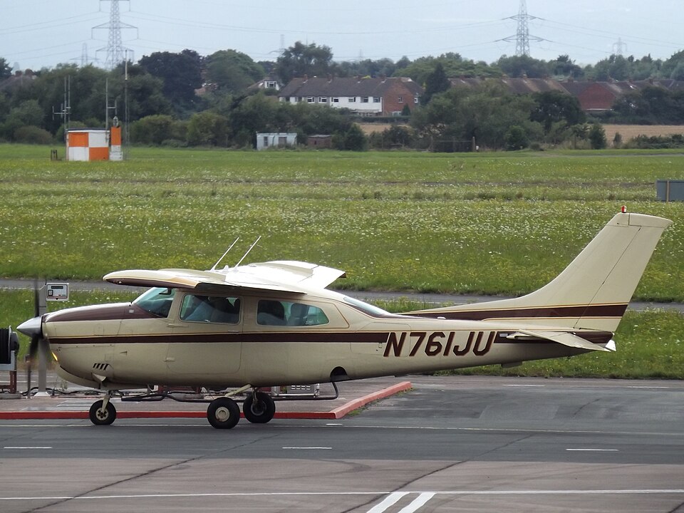 Aircraft registered N761JU