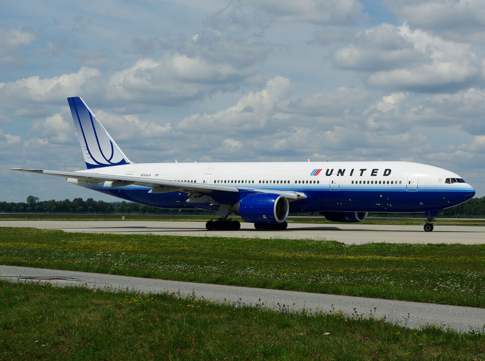 Aircraft registered N768UA
