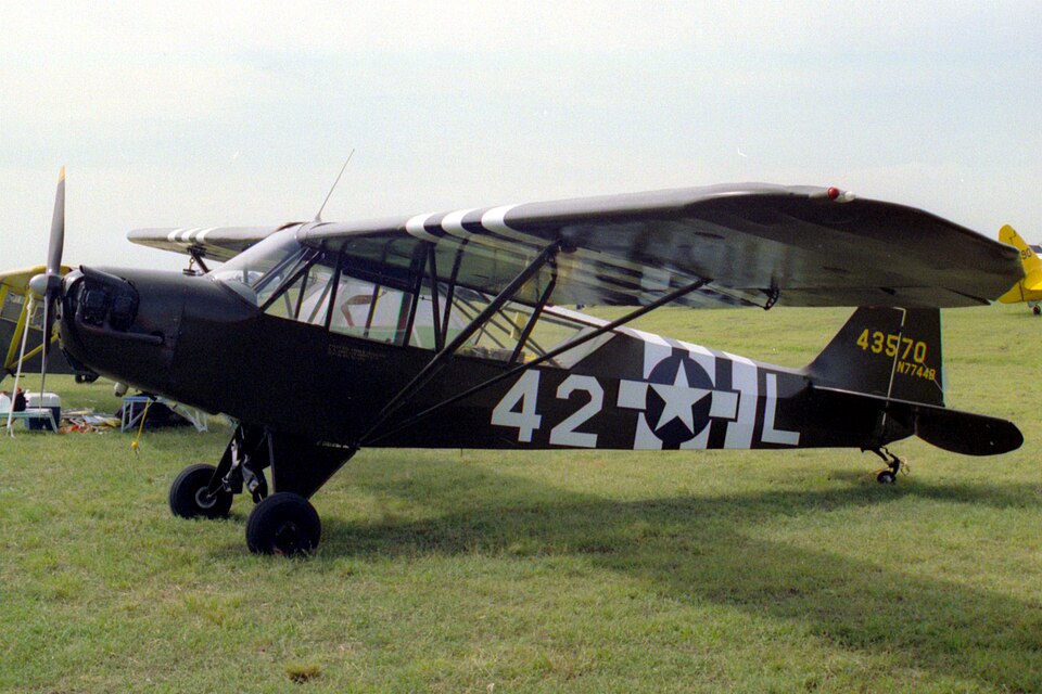 Aircraft registered N7744B