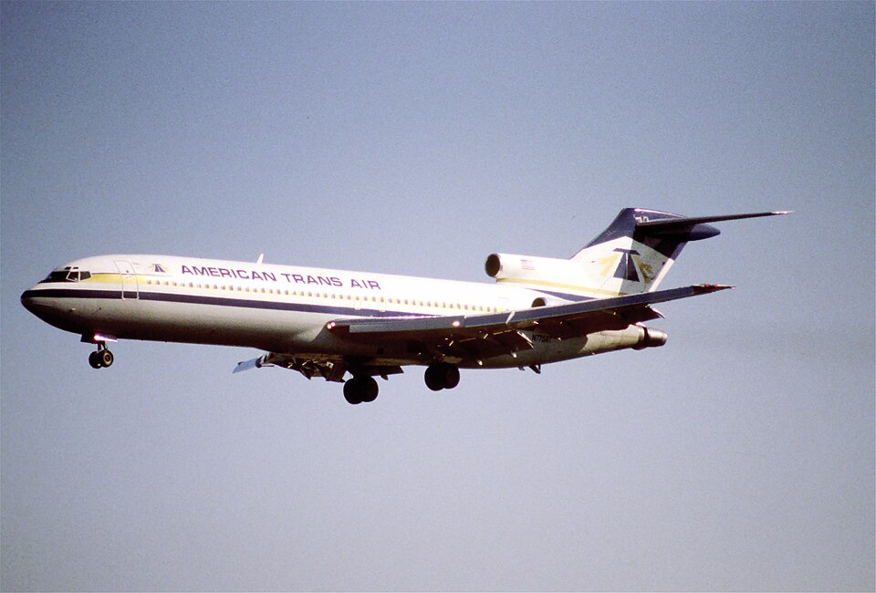 Aircraft registered N775AT