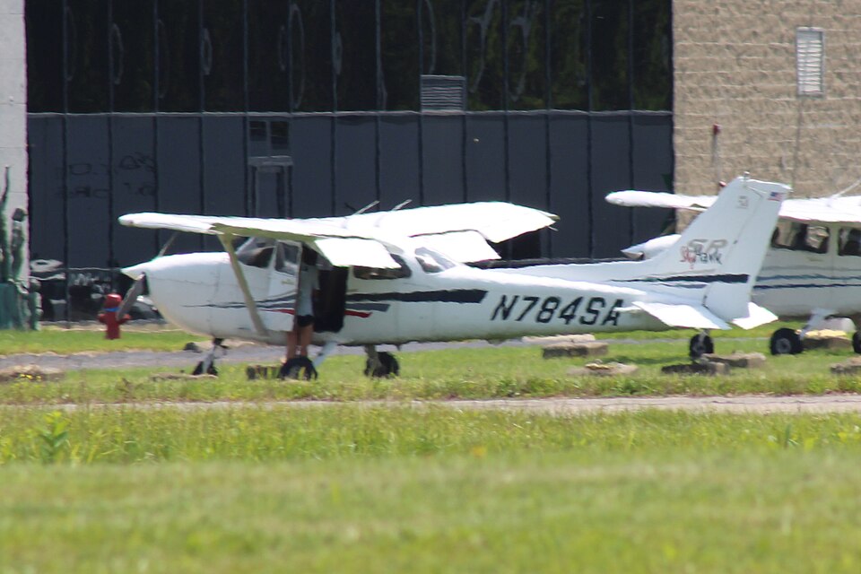 Aircraft registered N784SA