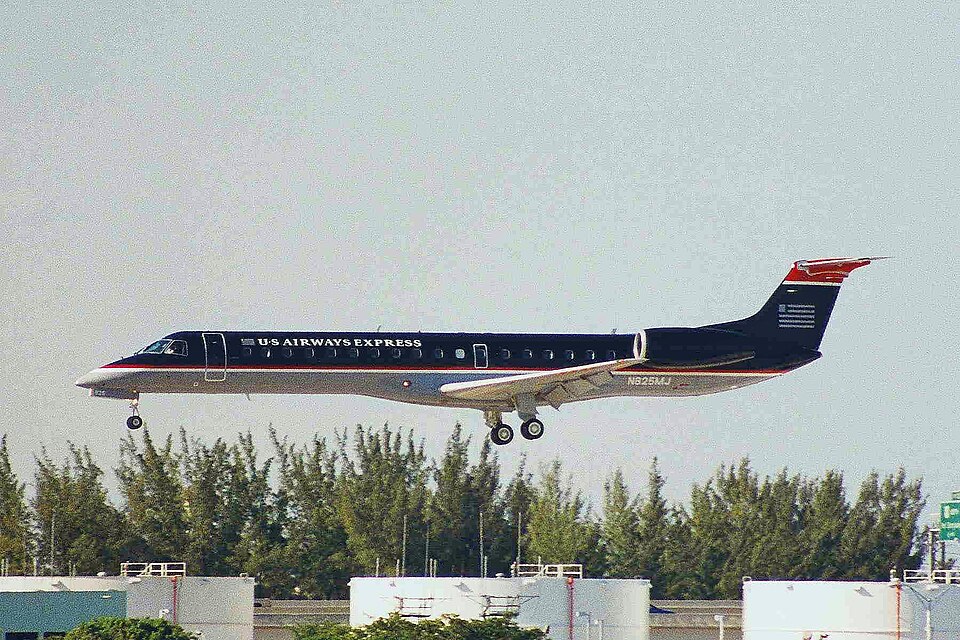 Aircraft registered N825MJ