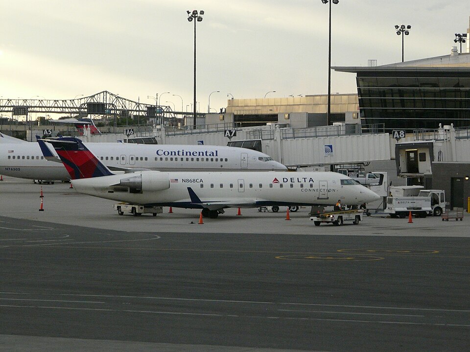 Aircraft registered N868CA