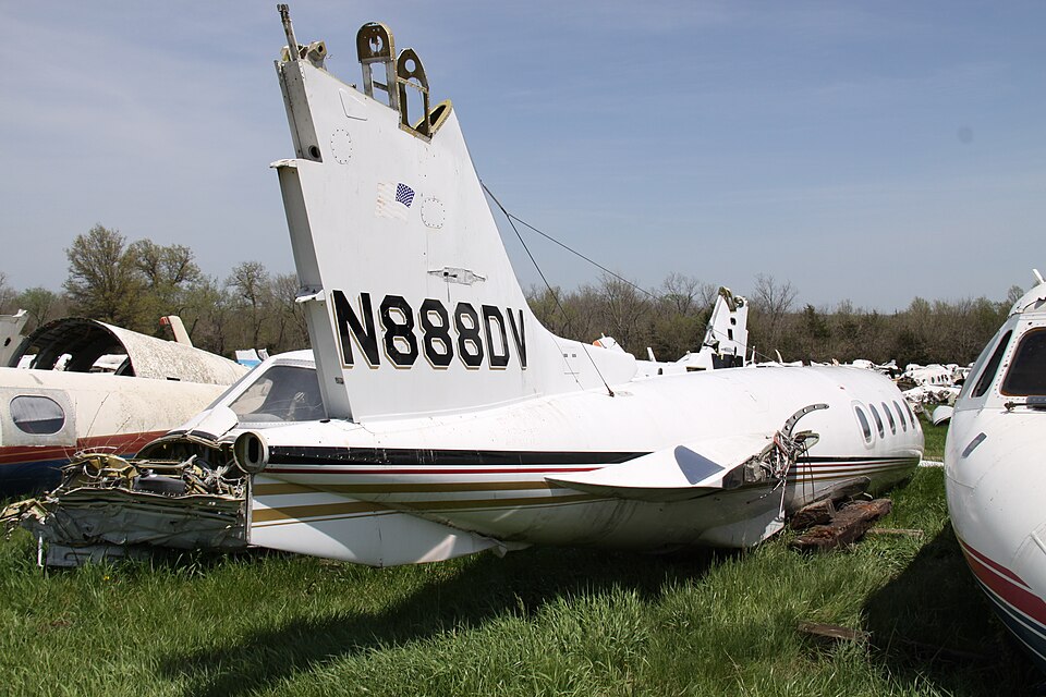 Aircraft registered N888DV