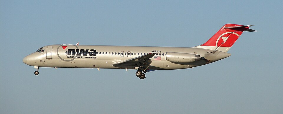 Aircraft registered N8923E