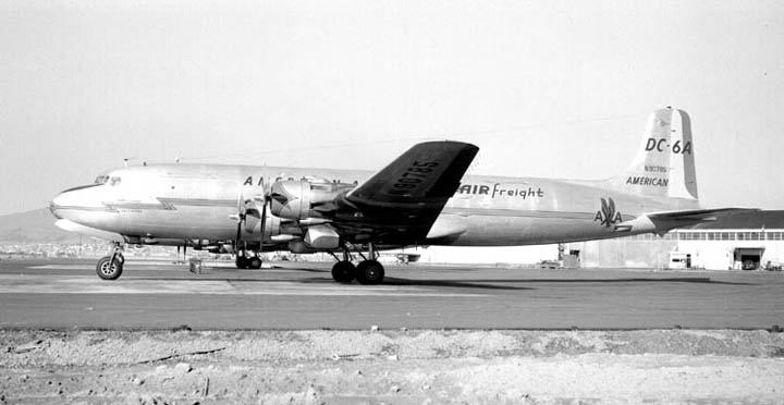Aircraft registered N90785
