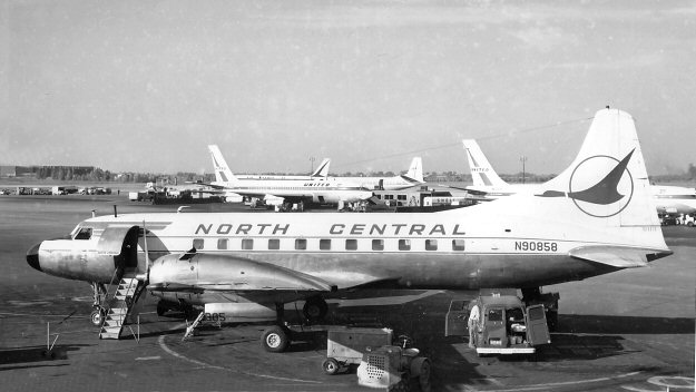 Aircraft registered N90858
