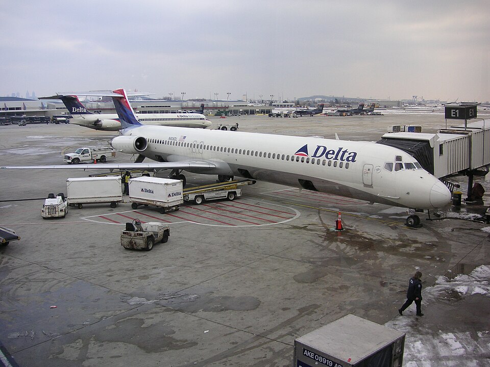 Aircraft registered N908DL