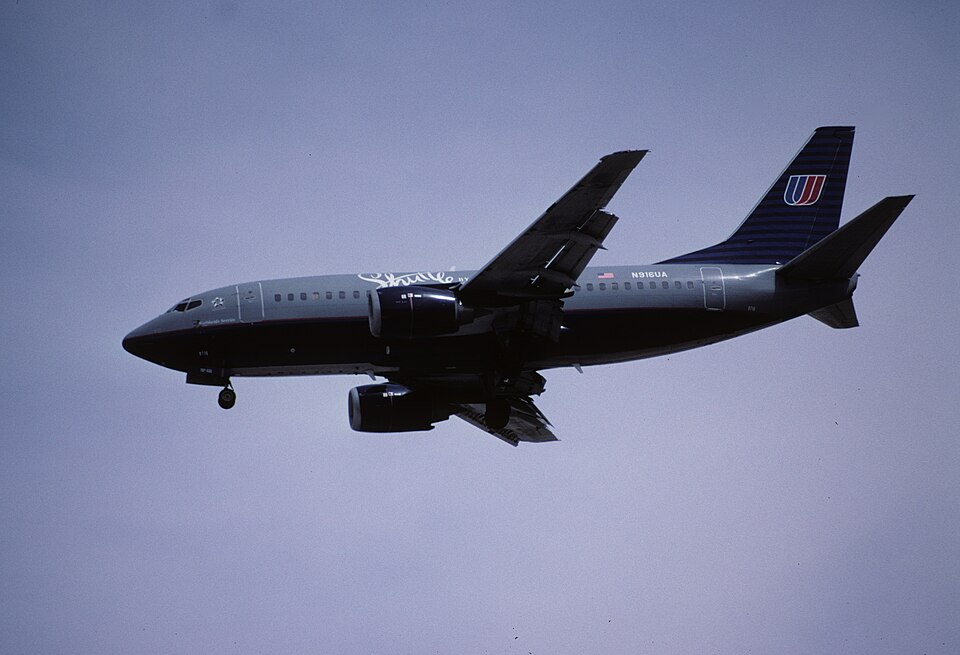Aircraft registered N916UA