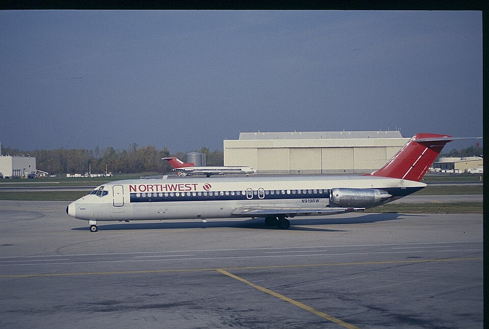 Aircraft registered N919RW