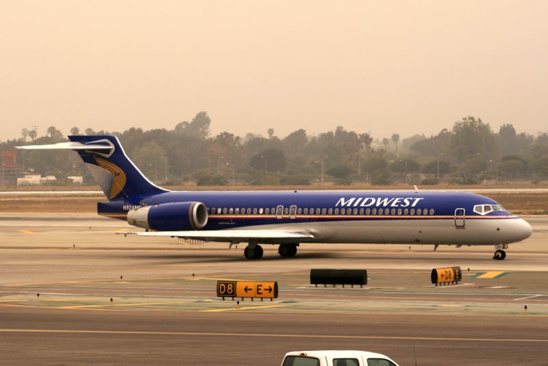 Aircraft registered N924ME