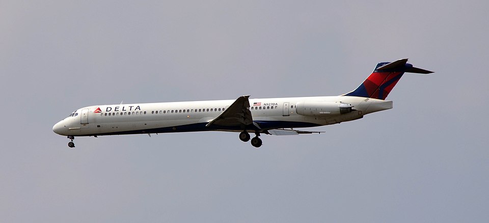 Aircraft registered N927DA