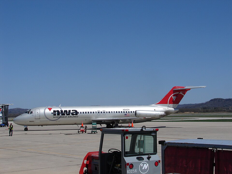 Aircraft registered N942N