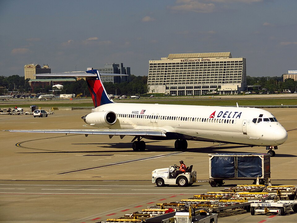 Aircraft registered N948DL