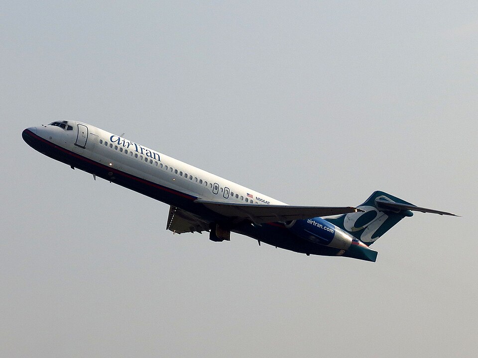Aircraft registered N956AT