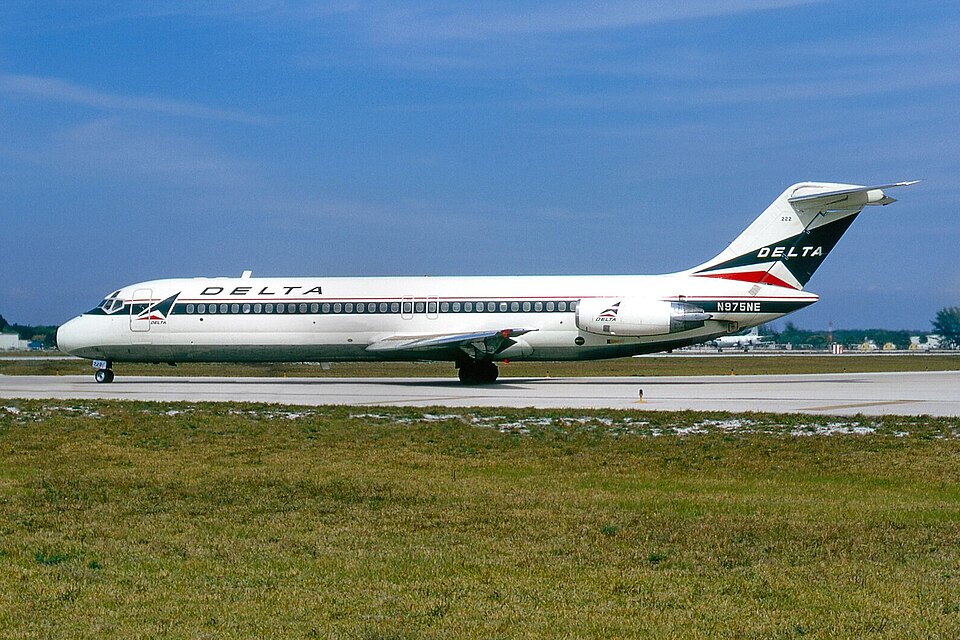 Aircraft registered N975NE