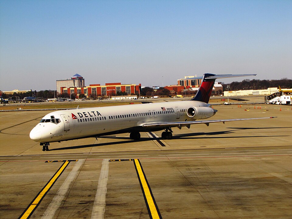 Aircraft registered N984DL