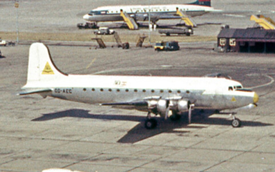 Aircraft registered OD-AEC