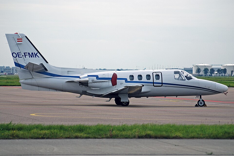 Aircraft registered OE-FMK