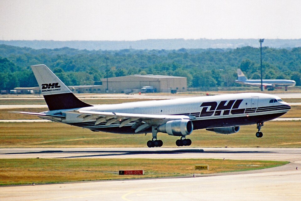 Aircraft registered OO-DLT