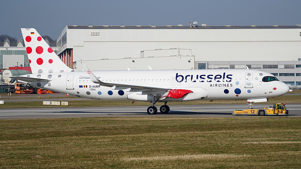 Aircraft registered OO-SBH