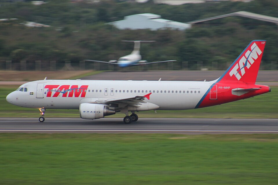Aircraft registered PR-MHP