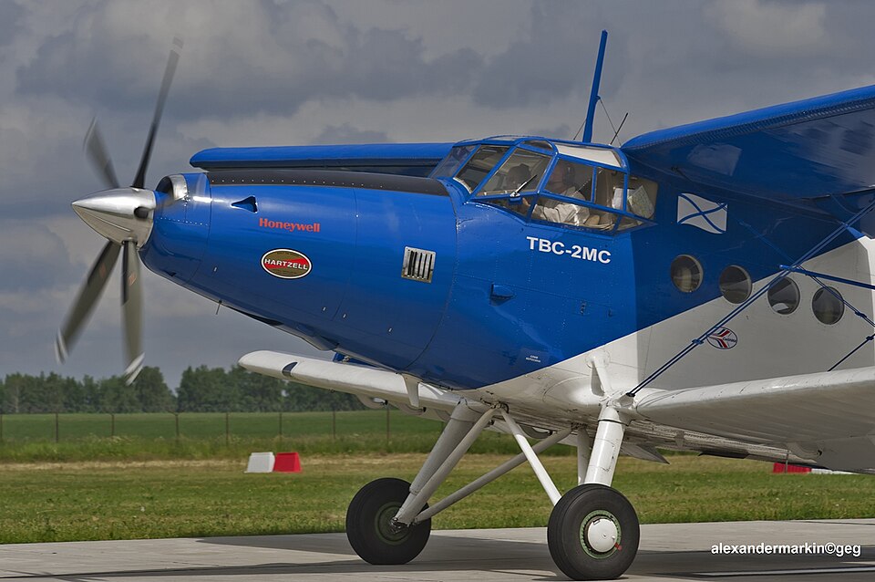 Aircraft registered RA-2099G