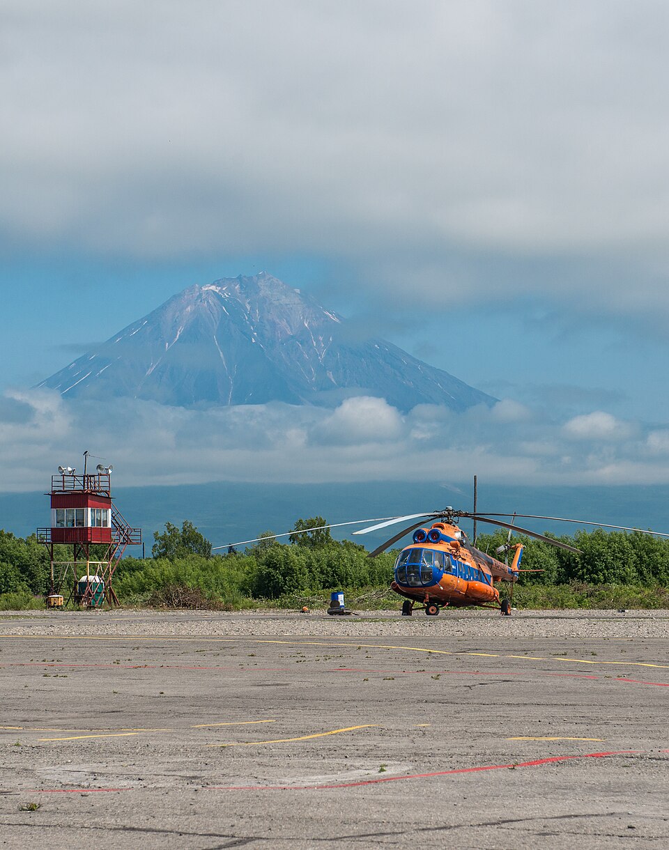 Aircraft registered RA-24402