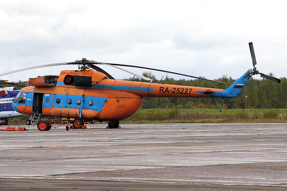 Aircraft registered RA-25227