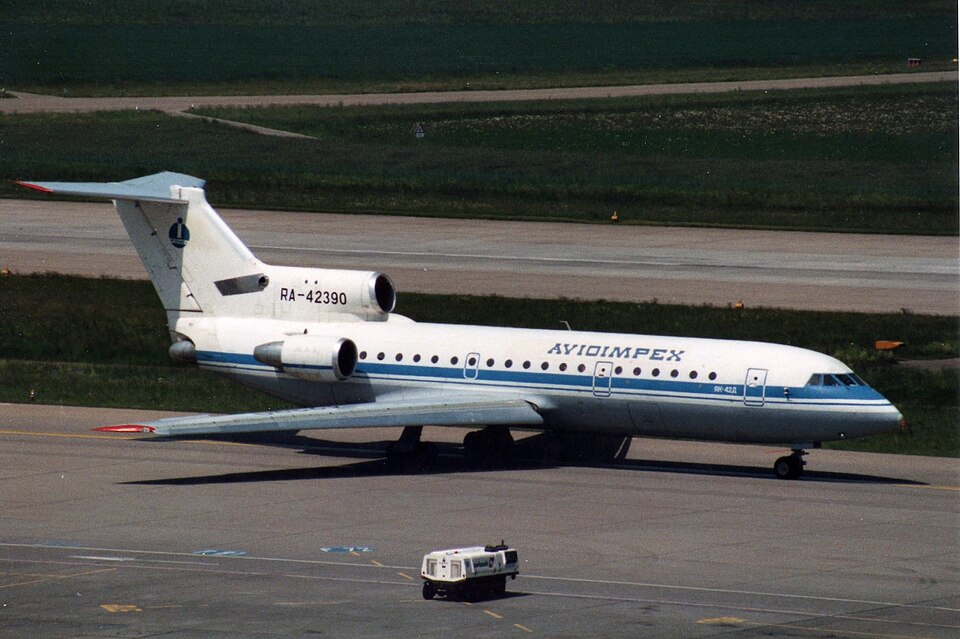 Aircraft registered RA-42390