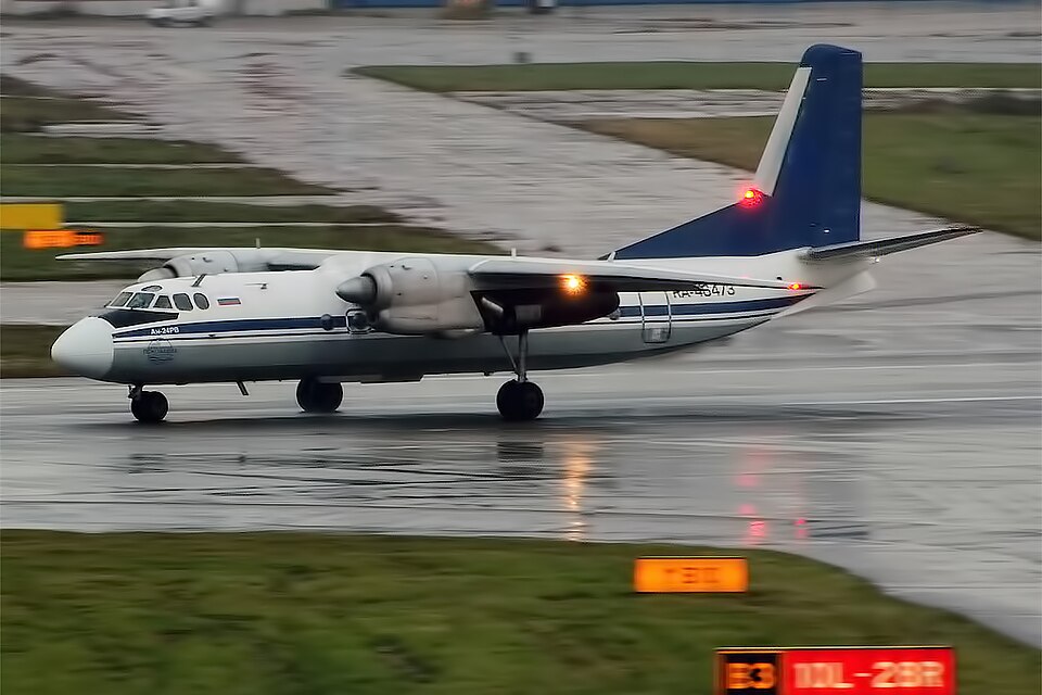 Aircraft registered RA-46473