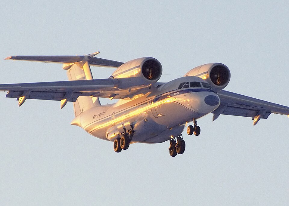 Aircraft registered RA-74017