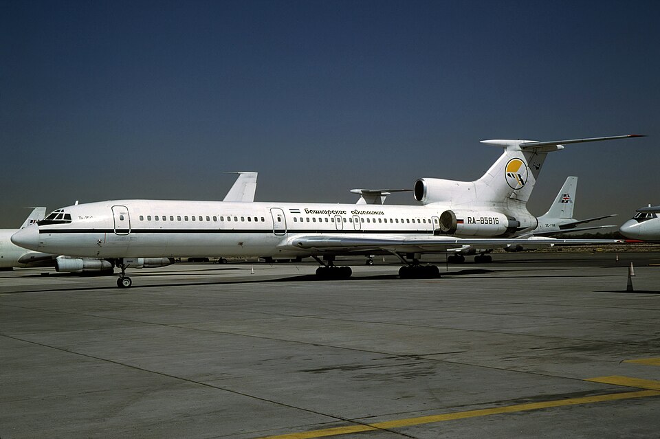 Aircraft registered RA-85816