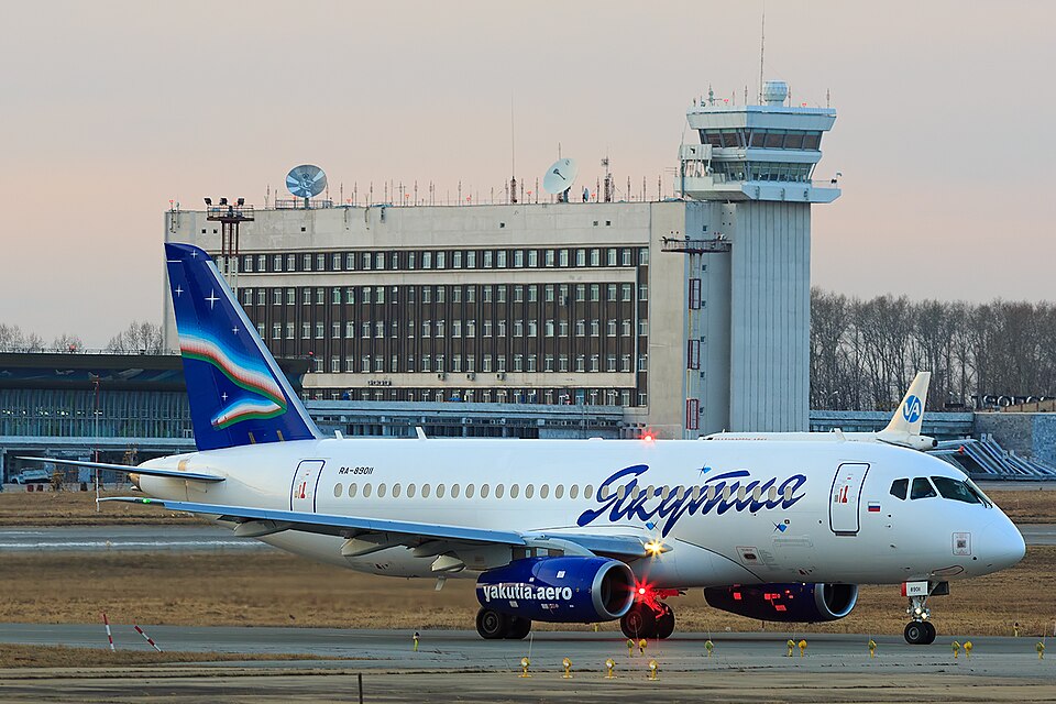 Aircraft registered RA-89011