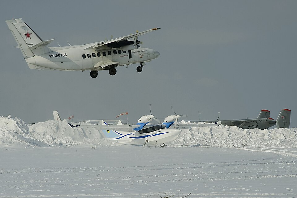 Aircraft registered RF-00138