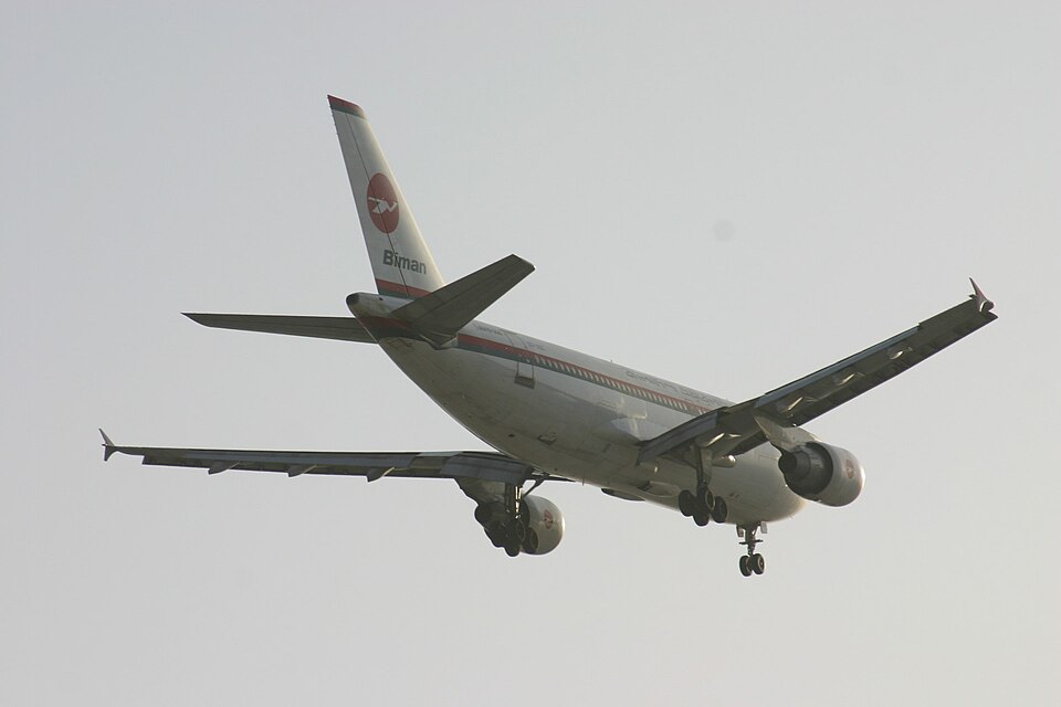 Aircraft registered S2-ADE