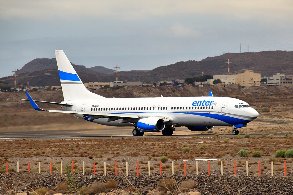 Aircraft registered SP-ENM